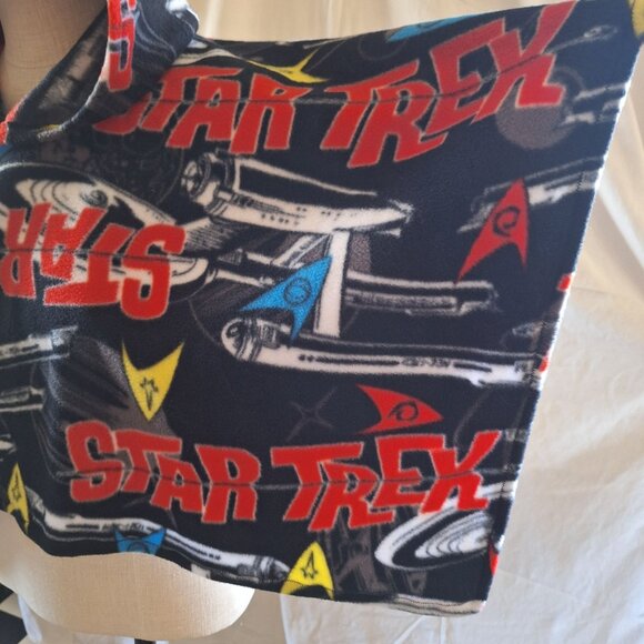 Star Trek Kids Handmade Fleece Hooded Poncho Starship Enterprise Logo - Picture 8 of 10